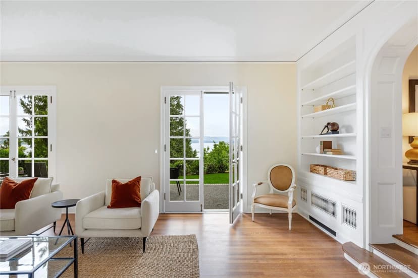Property photo for 700 Mcgilvra Boulevard E, Seattle photo 10