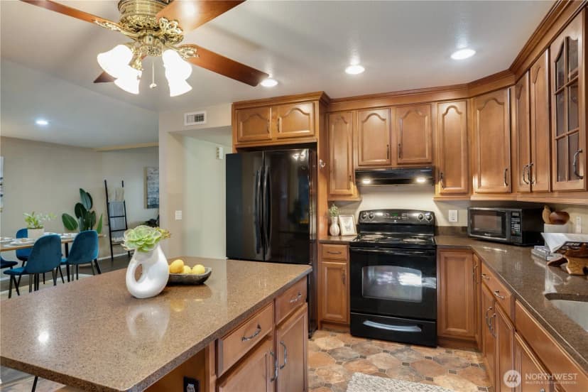 Property photo for 1301 Nw Slate Lane #103, Silverdale photo 16