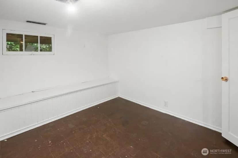 Property photo for 3042 Ne 94th Street, Seattle photo 27