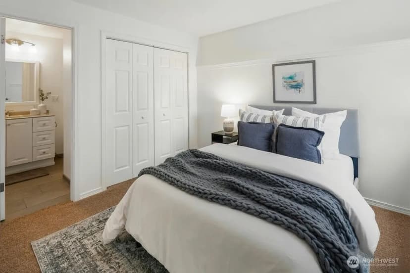 Property photo for 3042 Ne 94th Street, Seattle photo 23