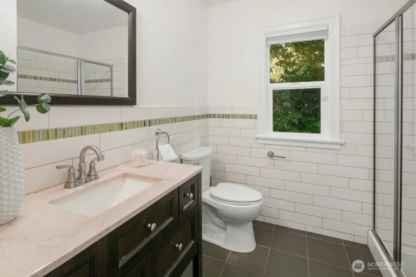 Property photo for 3042 Ne 94th Street, Seattle photo 19