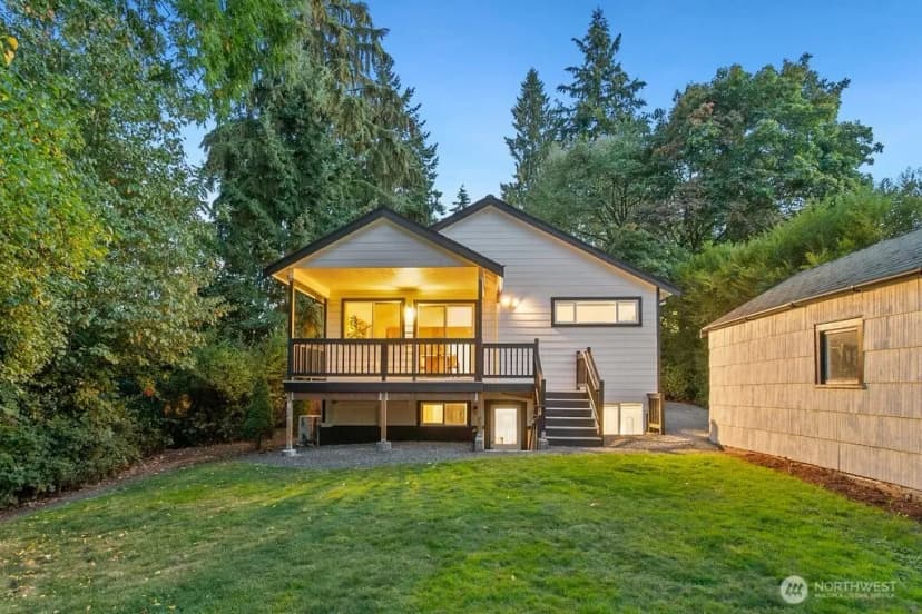Property photo for 3042 Ne 94th Street, Seattle photo 39