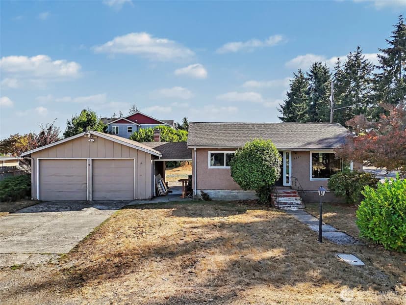 Property photo for 5220 64th Street W, University Place photo 24