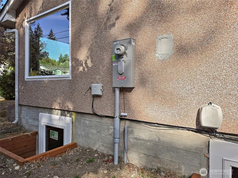 Property photo for 5220 64th Street W, University Place photo 21