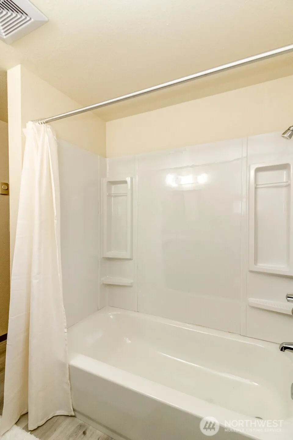 Property photo for 105 S 70th Street, Tacoma photo 12