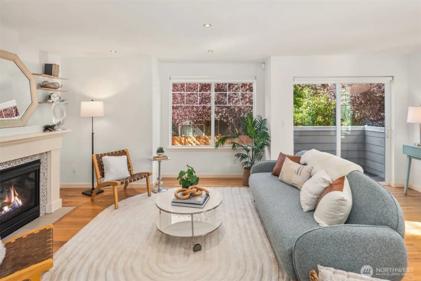 Property photo for 8521 Interlake Avenue N #b, Seattle photo 6