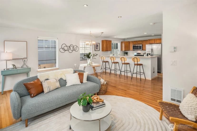 Property photo for 8521 Interlake Avenue N #b, Seattle photo 10