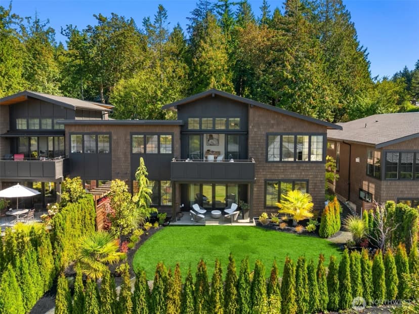 Property photo for 4833 Rosalind Road Ne, Bainbridge Island