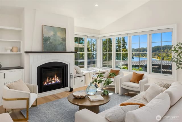 Property photo for 4833 Rosalind Road Ne, Bainbridge Island photo 5