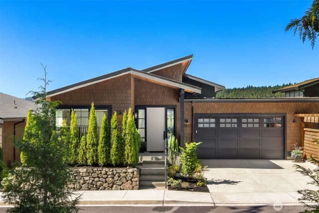 Property photo for 4833 Rosalind Road Ne, Bainbridge Island photo 2