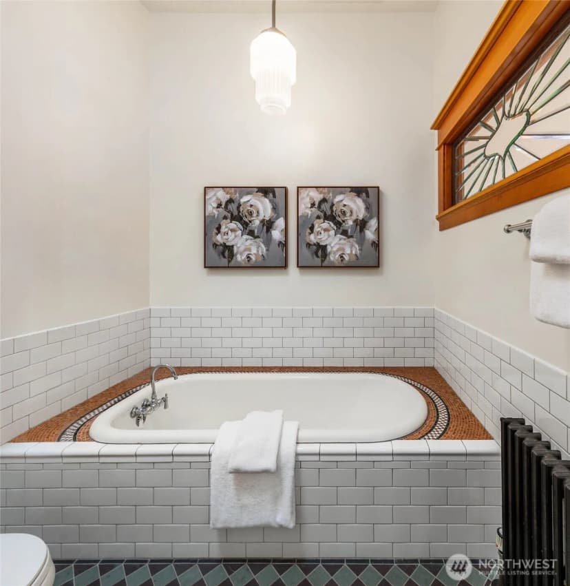 Property photo for 2117 N 36th Street, Seattle photo 27