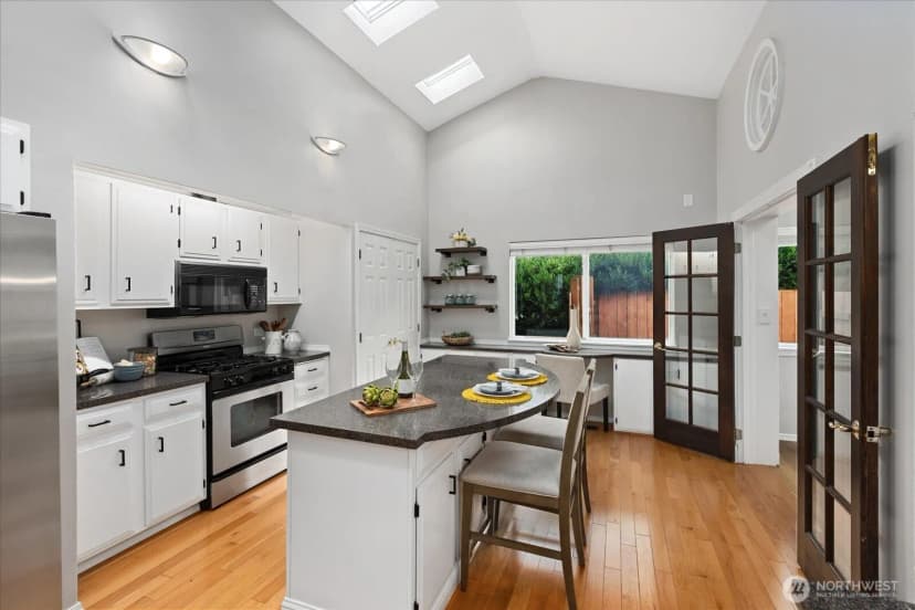 Property photo for 25340 36th Place S, Kent photo 9