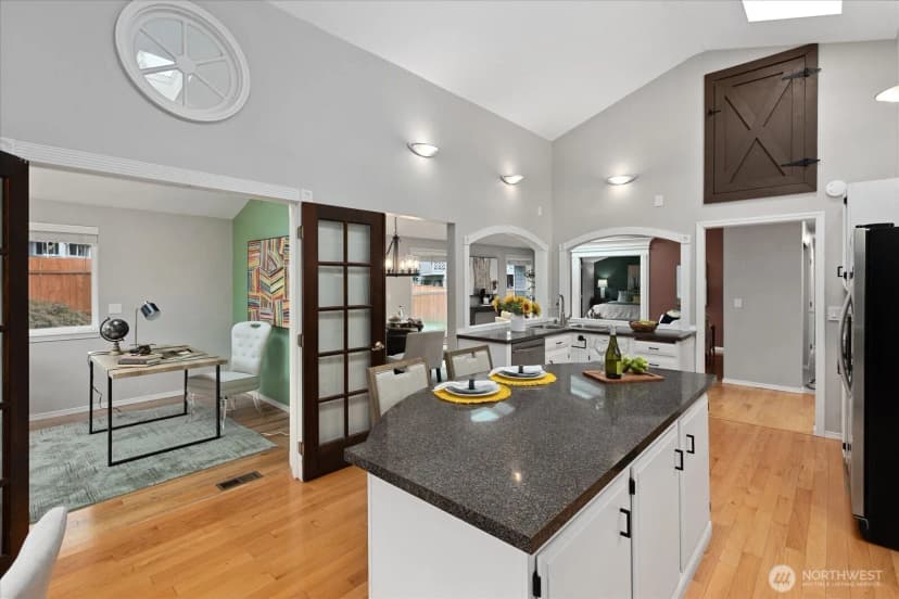 Property photo for 25340 36th Place S, Kent photo 11