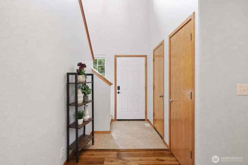 Property photo for 1603 94th Drive Se #b, Lake Stevens photo 4