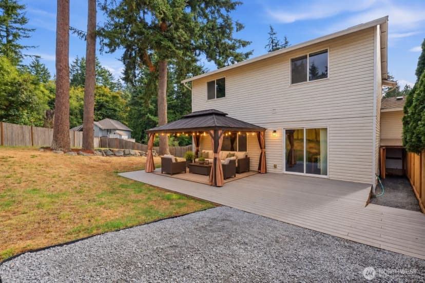 Property photo for 1603 94th Drive Se #b, Lake Stevens photo 22