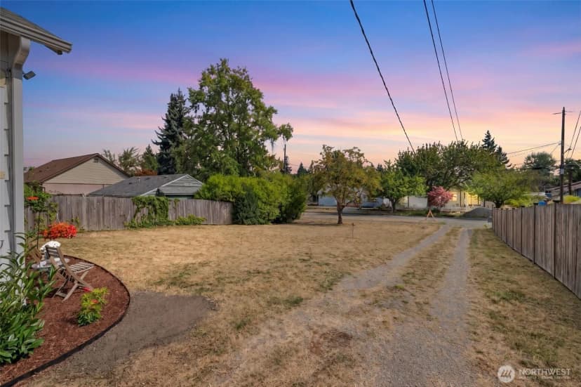 Property photo for 8143 10th Avenue Sw, Seattle photo 27