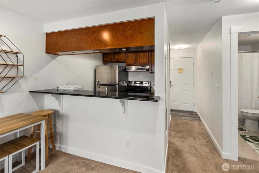 Property photo for 8816 Nesbit Avenue N #302, Seattle photo 11