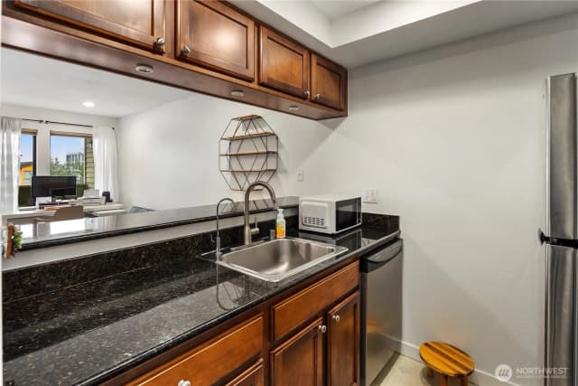 Property photo for 8816 Nesbit Avenue N #302, Seattle photo 5