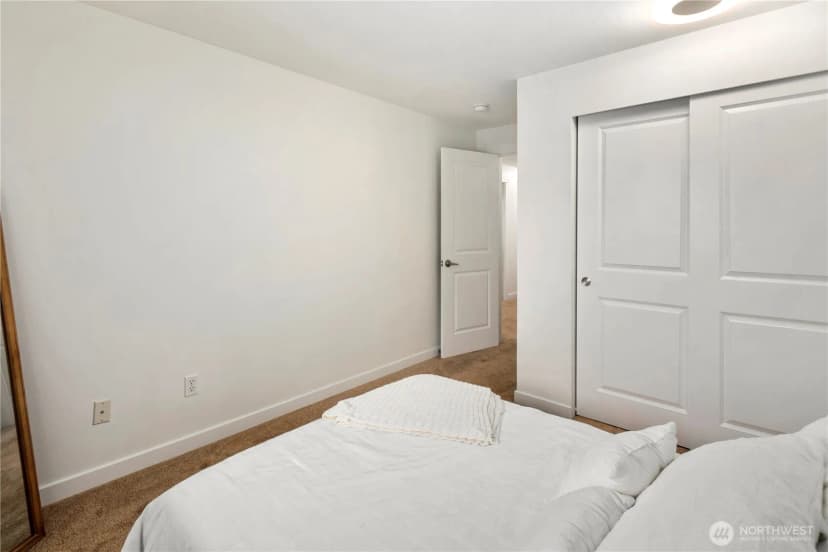Property photo for 8816 Nesbit Avenue N #302, Seattle photo 15