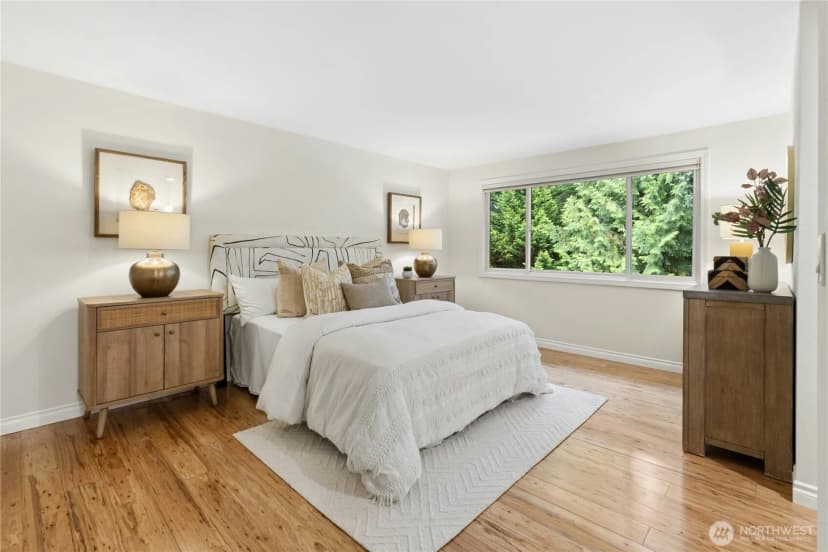 Property photo for 14406 Ne 11th Place, Bellevue photo 17