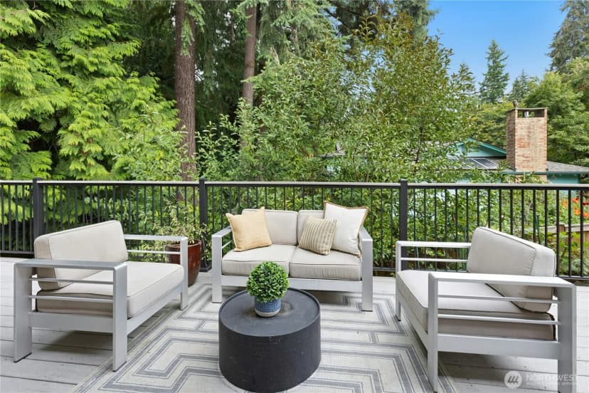 Property photo for 14406 Ne 11th Place, Bellevue photo 14