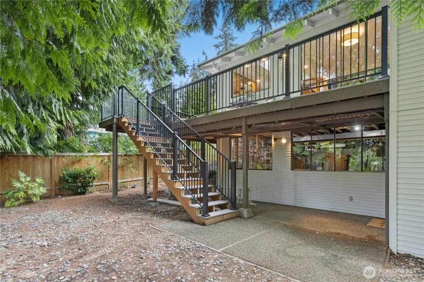 Property photo for 14406 Ne 11th Place, Bellevue photo 33