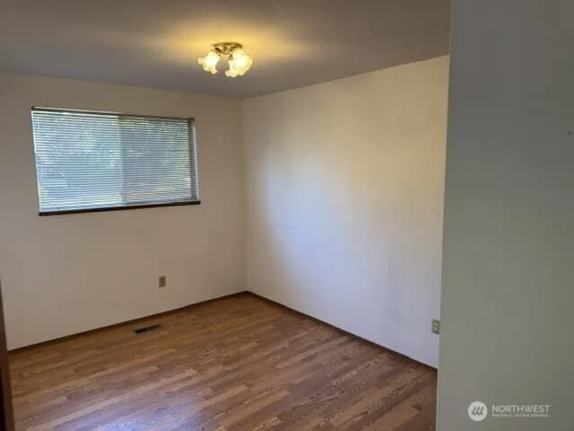 Property photo for 16106 14th Avenue E, Tacoma photo 17