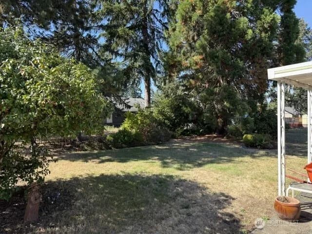 Property photo for 16106 14th Avenue E, Tacoma photo 31
