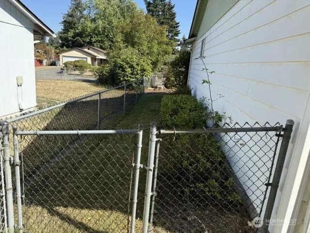 Property photo for 16106 14th Avenue E, Tacoma photo 35