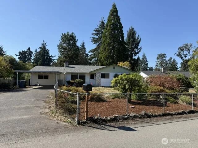 Property photo for 16106 14th Avenue E, Tacoma