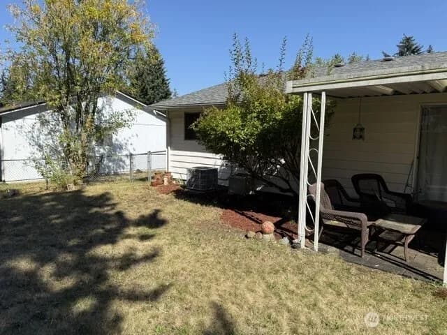 Property photo for 16106 14th Avenue E, Tacoma photo 32