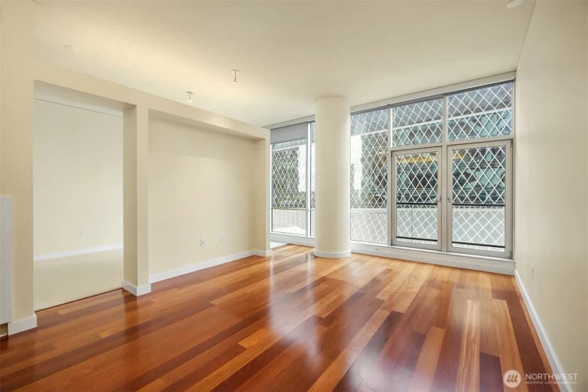 Property photo for 909 5th Avenue #502, Seattle photo 12