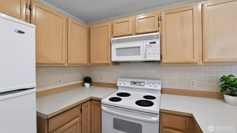 Property photo for 22743 Se 242nd Place, Maple Valley photo 8