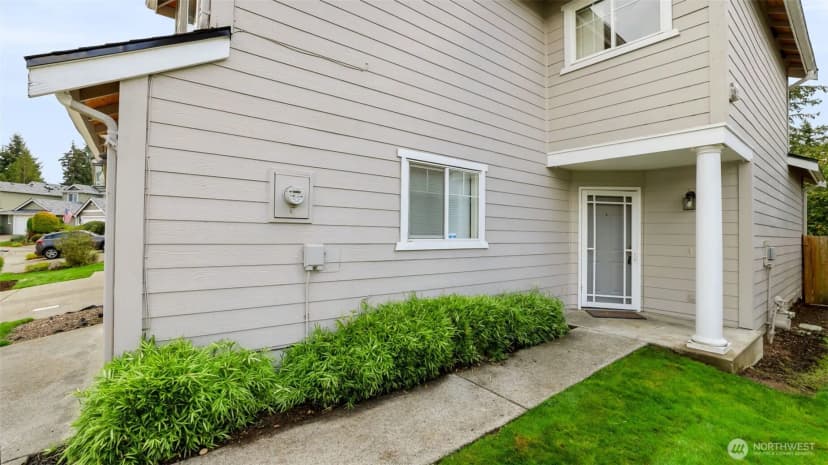Property photo for 22743 Se 242nd Place, Maple Valley photo 4