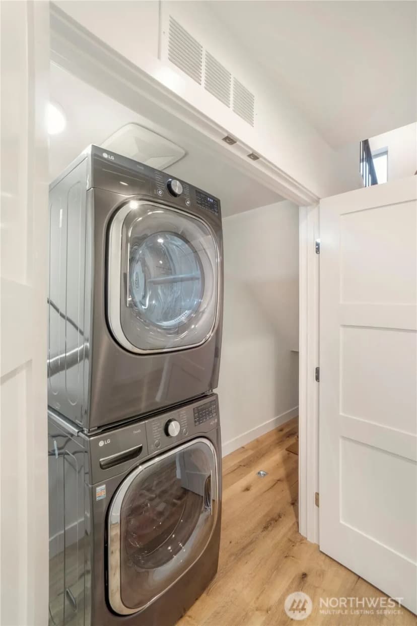 Property photo for 939 Nw 56th Street #b, Seattle photo 10