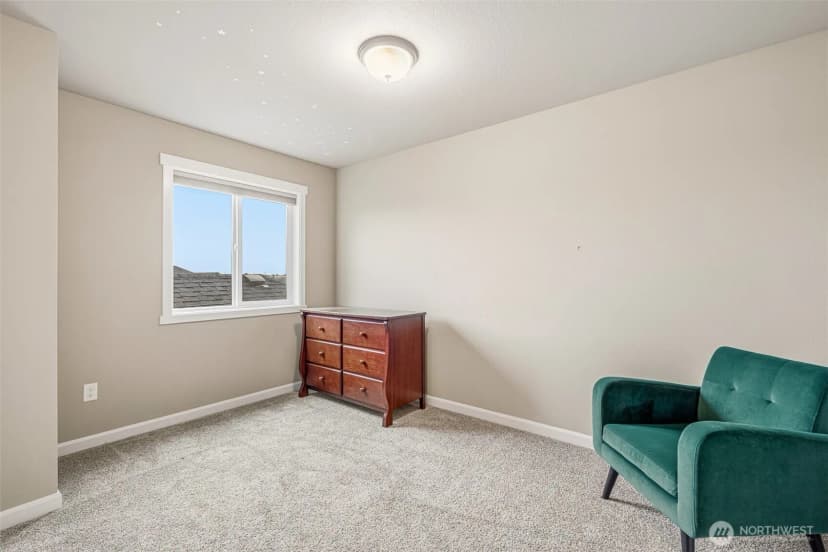 Property photo for 707 I St Ne, Quincy photo 27