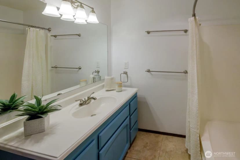 Property photo for 1330 11th Court Sw, Olympia photo 28