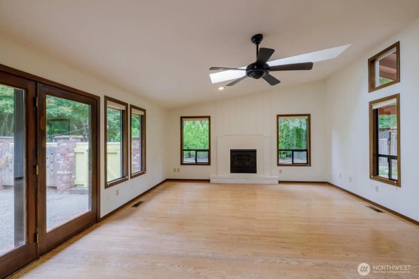 Property photo for 1330 11th Court Sw, Olympia photo 14