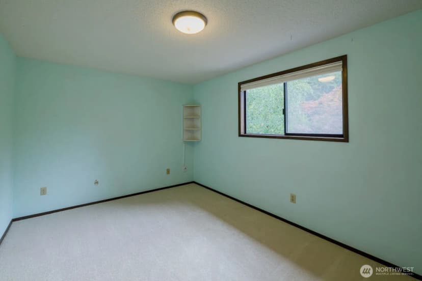 Property photo for 1330 11th Court Sw, Olympia photo 25