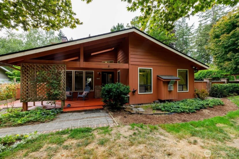 Property photo for 1330 11th Court Sw, Olympia photo 32
