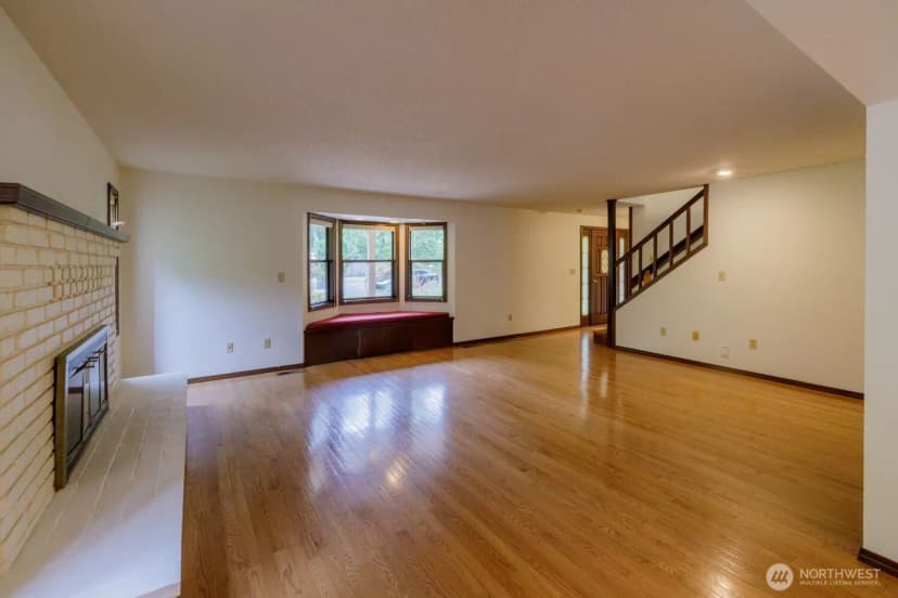 Property photo for 1330 11th Court Sw, Olympia photo 5