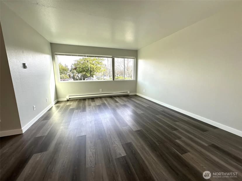 Property photo for 4230 Hoyt Avenue, Everett photo 33