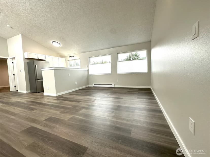 Property photo for 4230 Hoyt Avenue, Everett photo 25