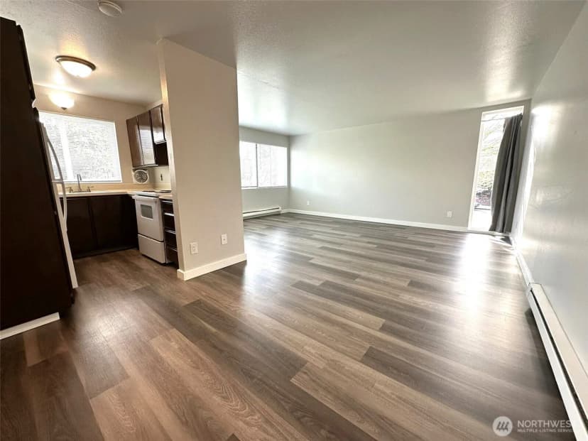 Property photo for 4230 Hoyt Avenue, Everett photo 12
