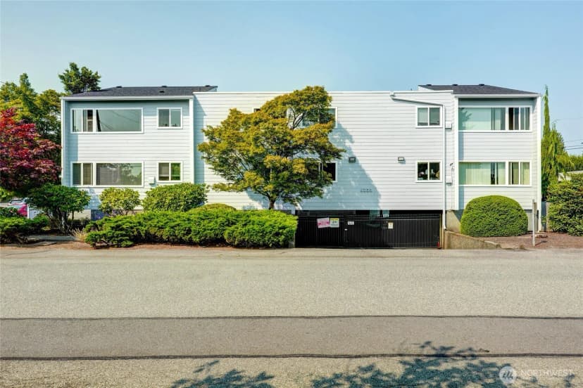 Property photo for 4230 Hoyt Avenue, Everett photo 7