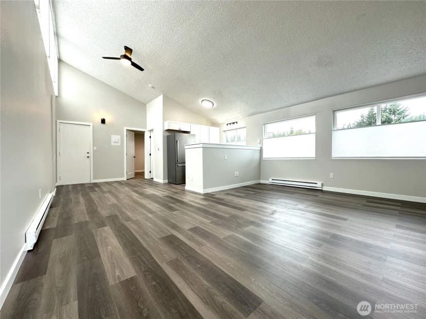 Property photo for 4230 Hoyt Avenue, Everett photo 24