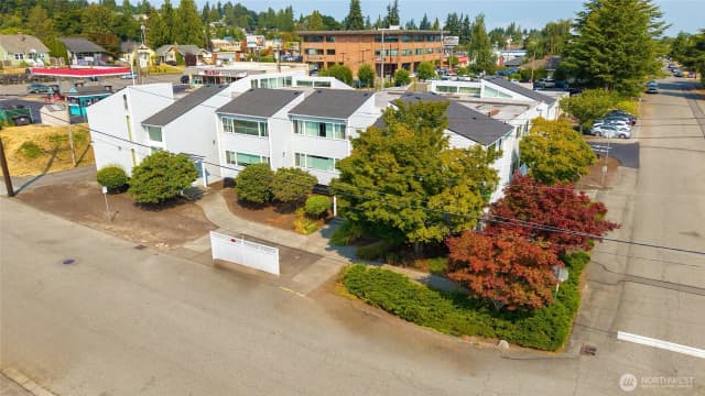 Property photo for 4230 Hoyt Avenue, Everett photo 3