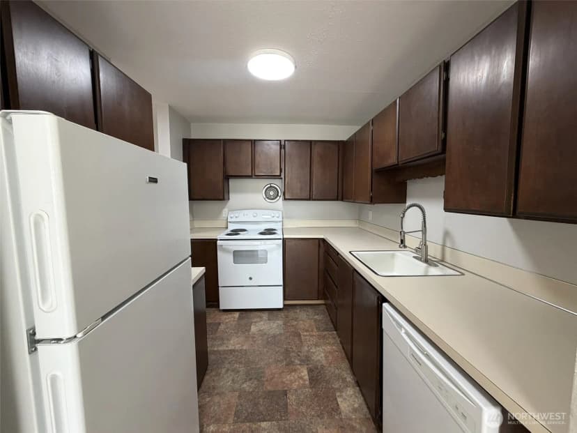 Property photo for 4230 Hoyt Avenue, Everett photo 31
