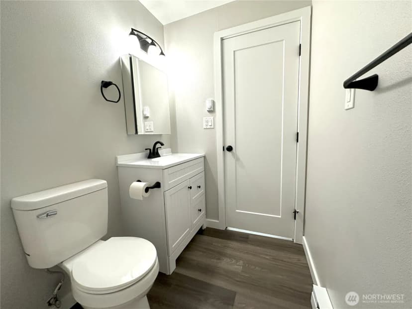 Property photo for 4230 Hoyt Avenue, Everett photo 26