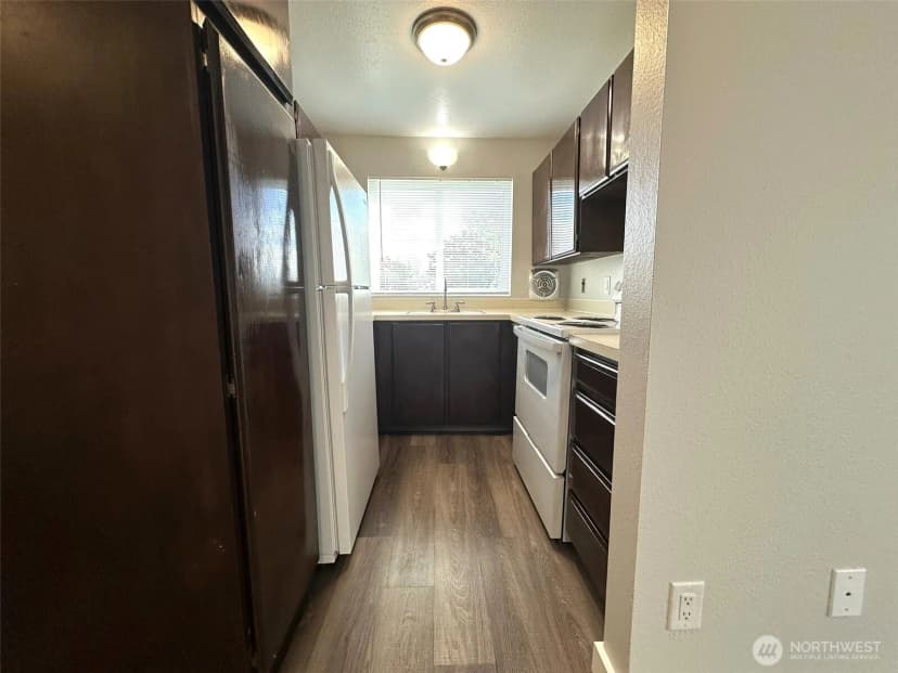 Property photo for 4230 Hoyt Avenue, Everett photo 35
